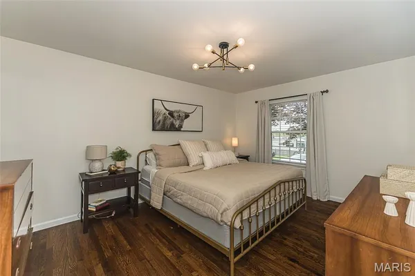 $399,900 | 12380 Harundale Court, St. Louis, MO 63146