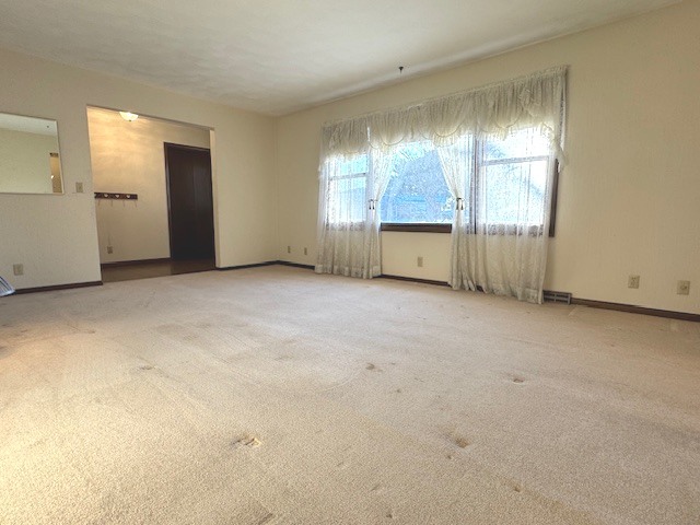 8 Pine Ridge Lane Geneseo, IL 61254 - Photo 6 of 50 Gallery Image 6