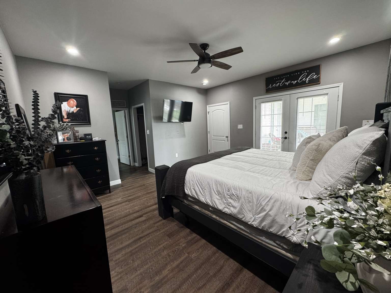 5056 Spencer Hale Road Morristown, TN 37813 - Photo 41 of 69 a spacious bedroom with a bed and a chandelier