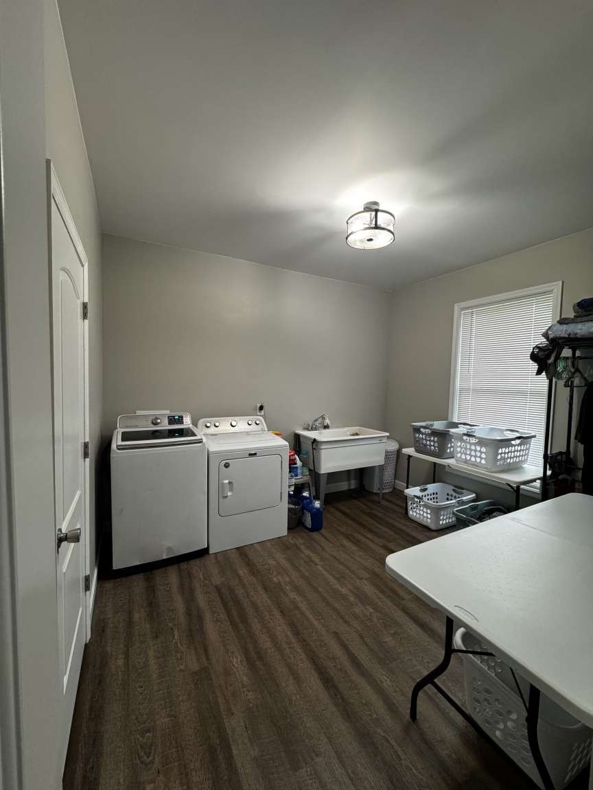 5056 Spencer Hale Road Morristown, TN 37813 - Photo 48 of 70 a view of a room with washer and dryer