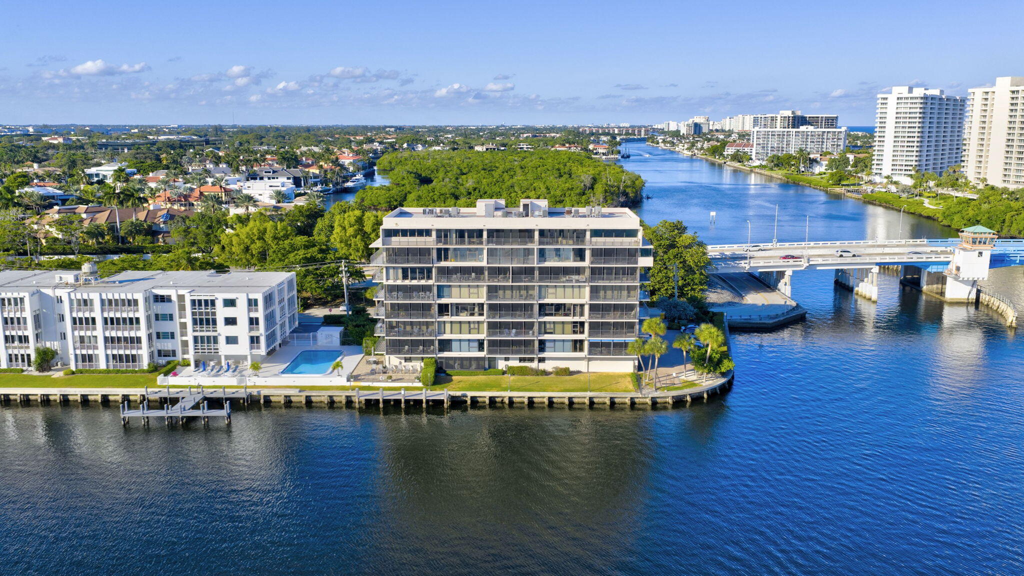 900 Northeast Spanish River Boulevard, Unit 2W Boca Raton, FL 33431 - Photo 34 of 47 47-web-or-mls-DJI_20251121043546_0446_D_