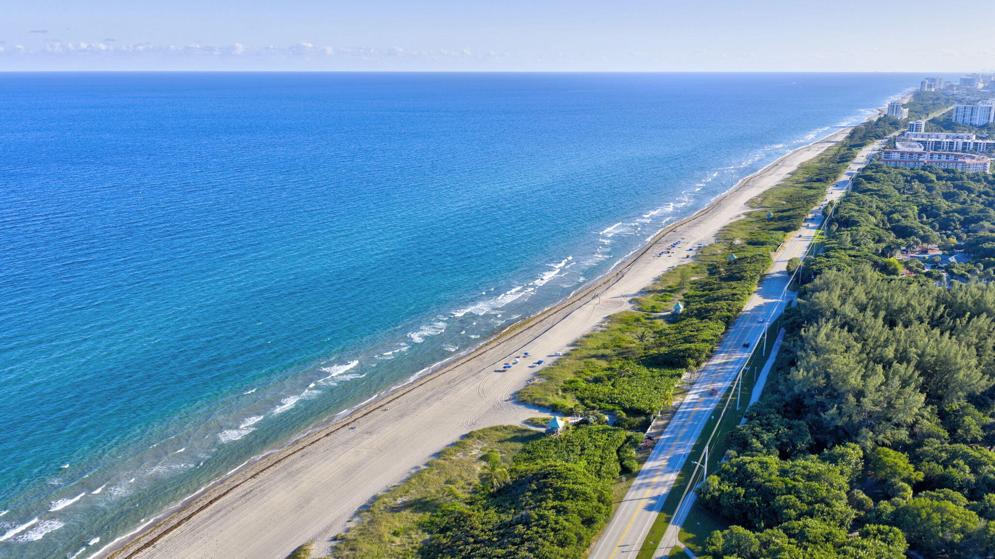 900 Northeast Spanish River Boulevard, Unit 2W Boca Raton, FL 33431 - Photo 41 of 47 57-web-or-mls-DJI_20251121044428_0511_D_