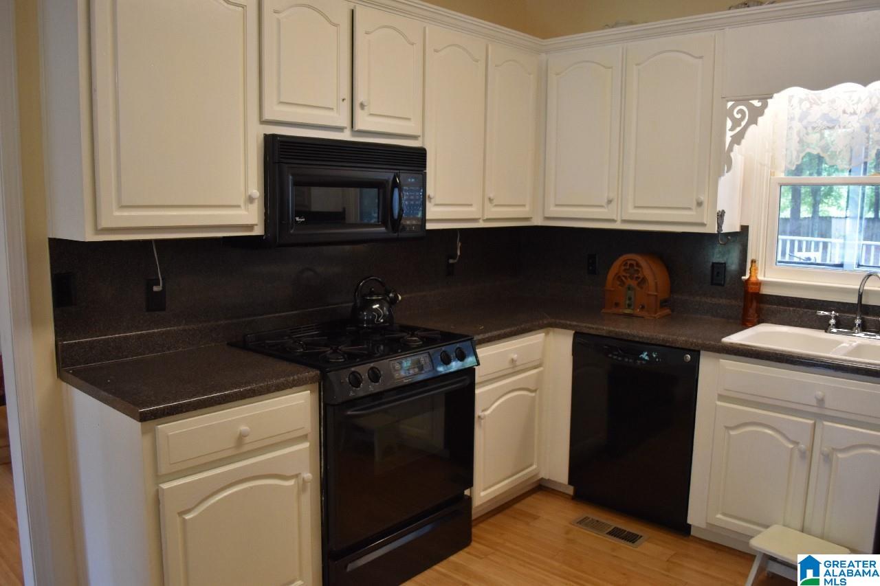 234 Meadow Lane Springville, AL 35146 - Photo 10 of 37
