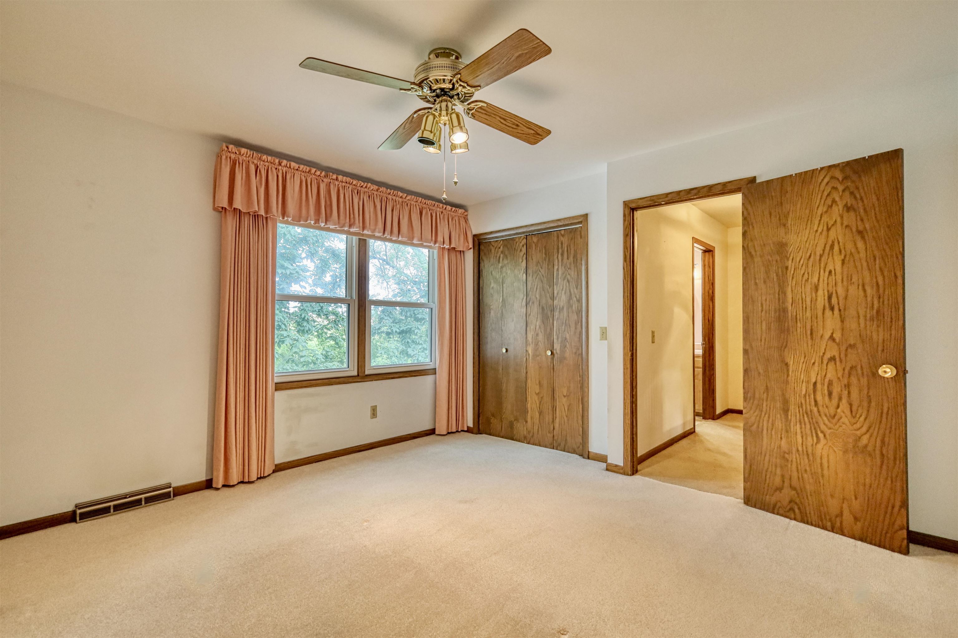3169 Hickory Ridge Road Madison, WI 53719 - Photo 34 of 62 Gallery Image 34
