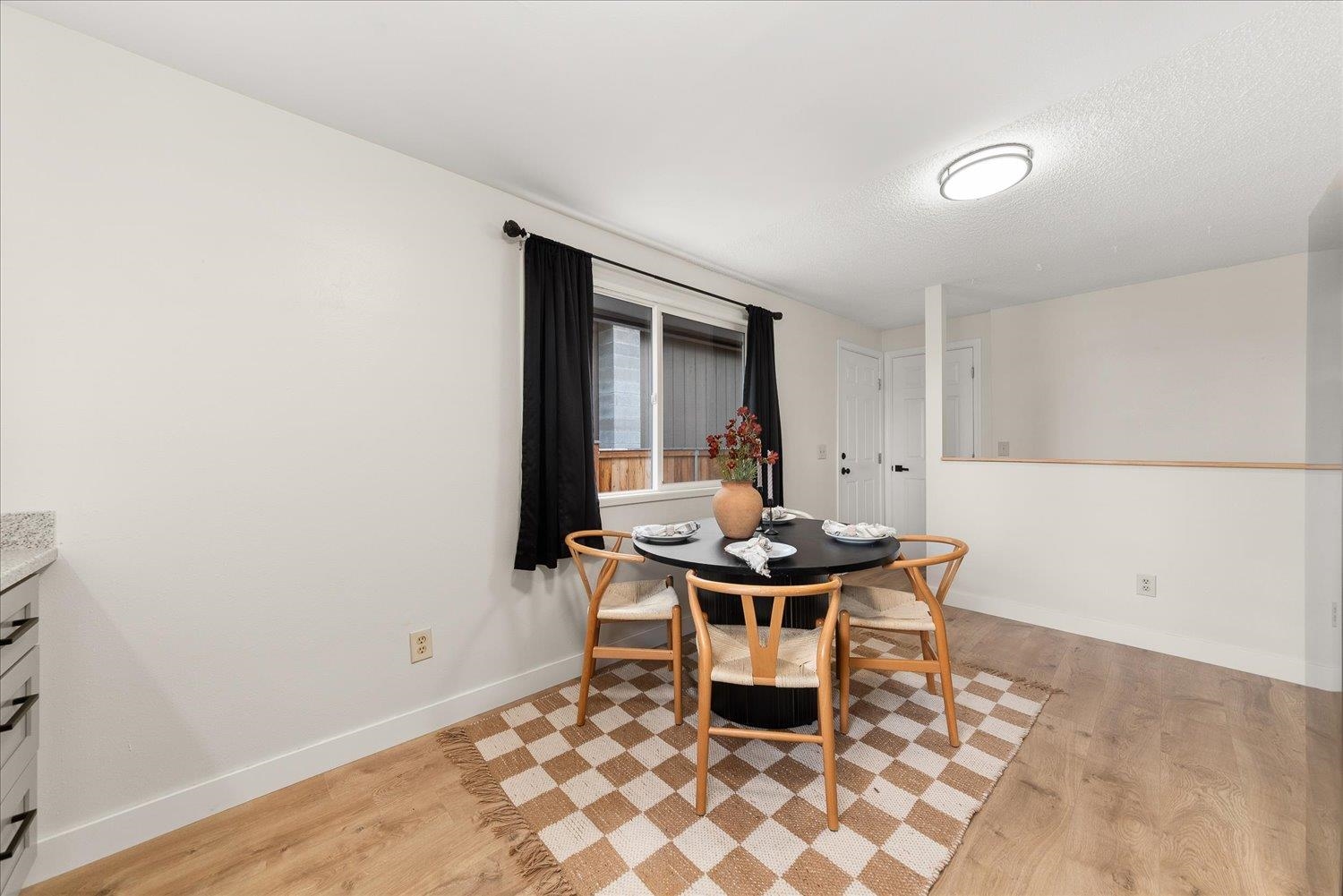611 East Bismark Avenue Spokane, WA 99208 - Photo 13 of 35