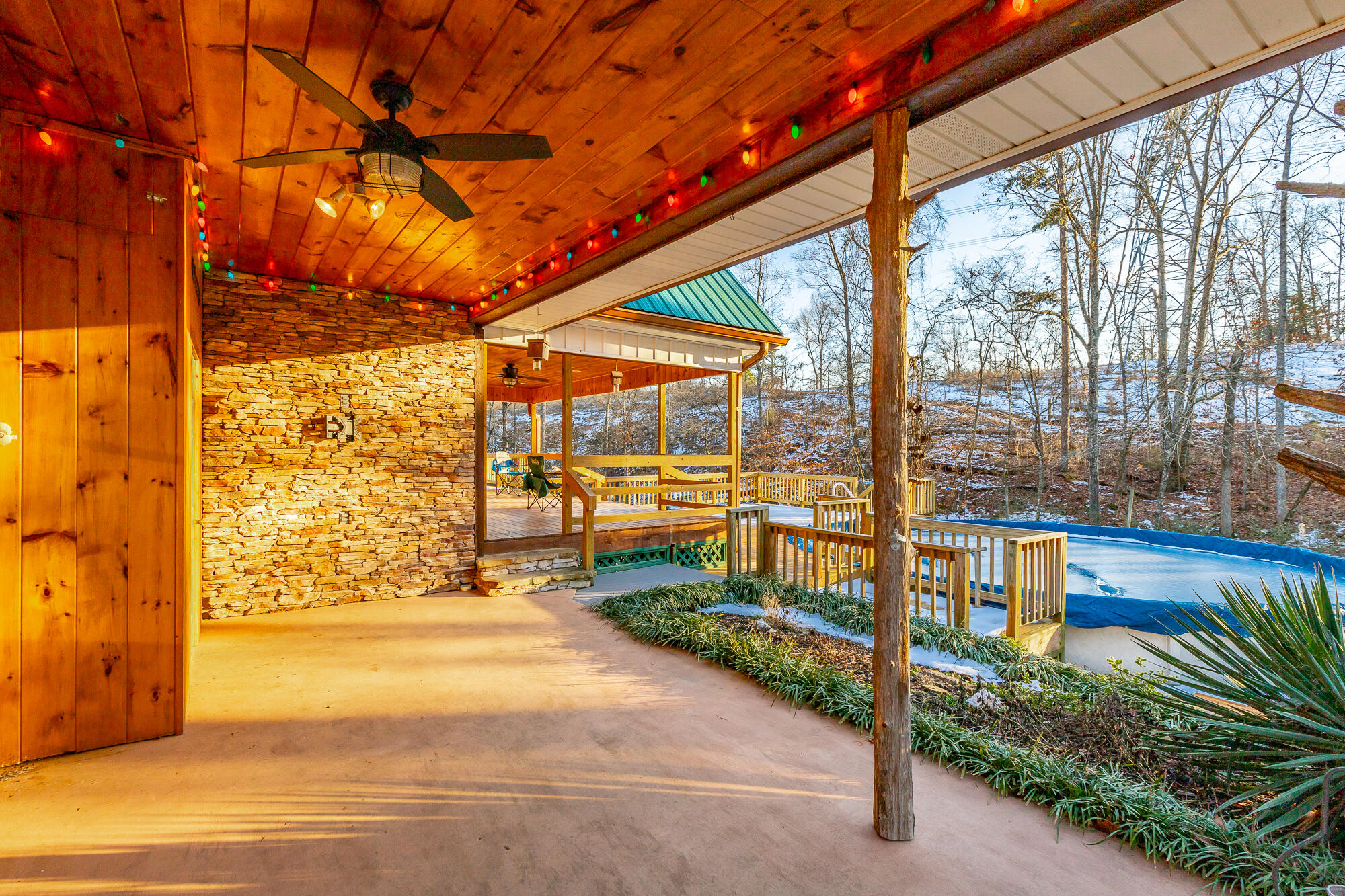 2079 No Pone Road Northwest Georgetown, TN 37336 - Photo 71 of 141 Deck