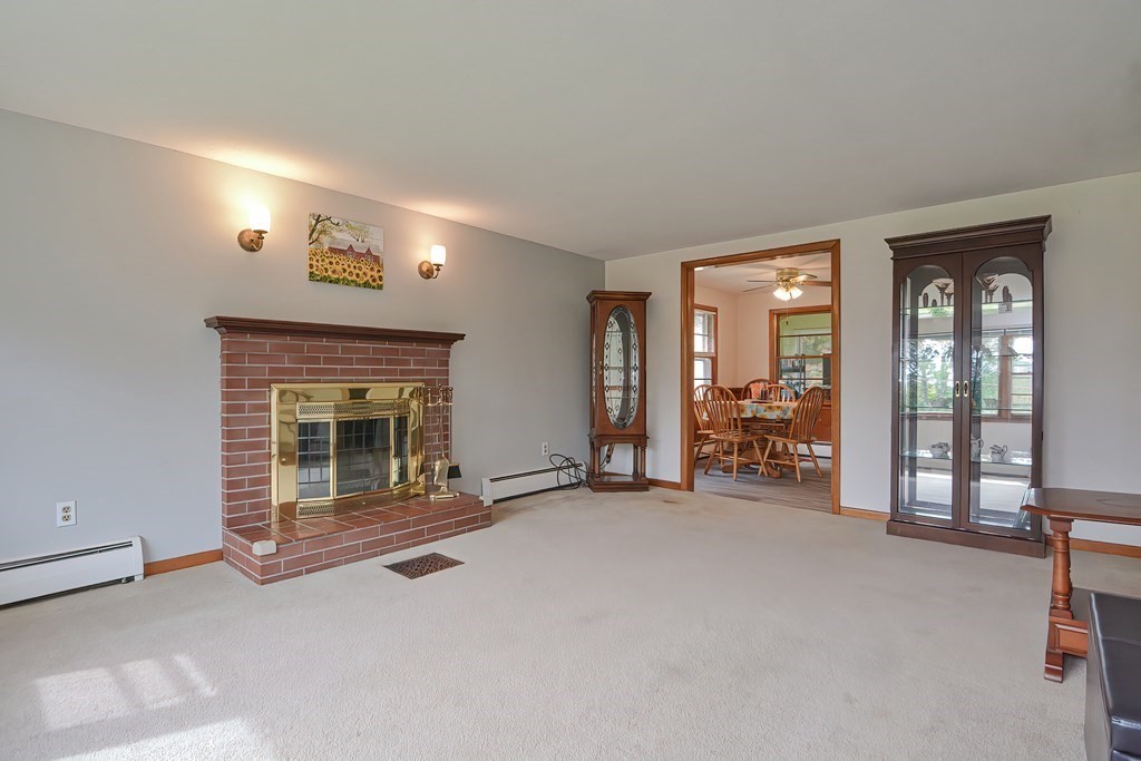 8 Brickyard Road North Brookfield, MA 01535 - Photo 5 of 37 Gallery Image 5
