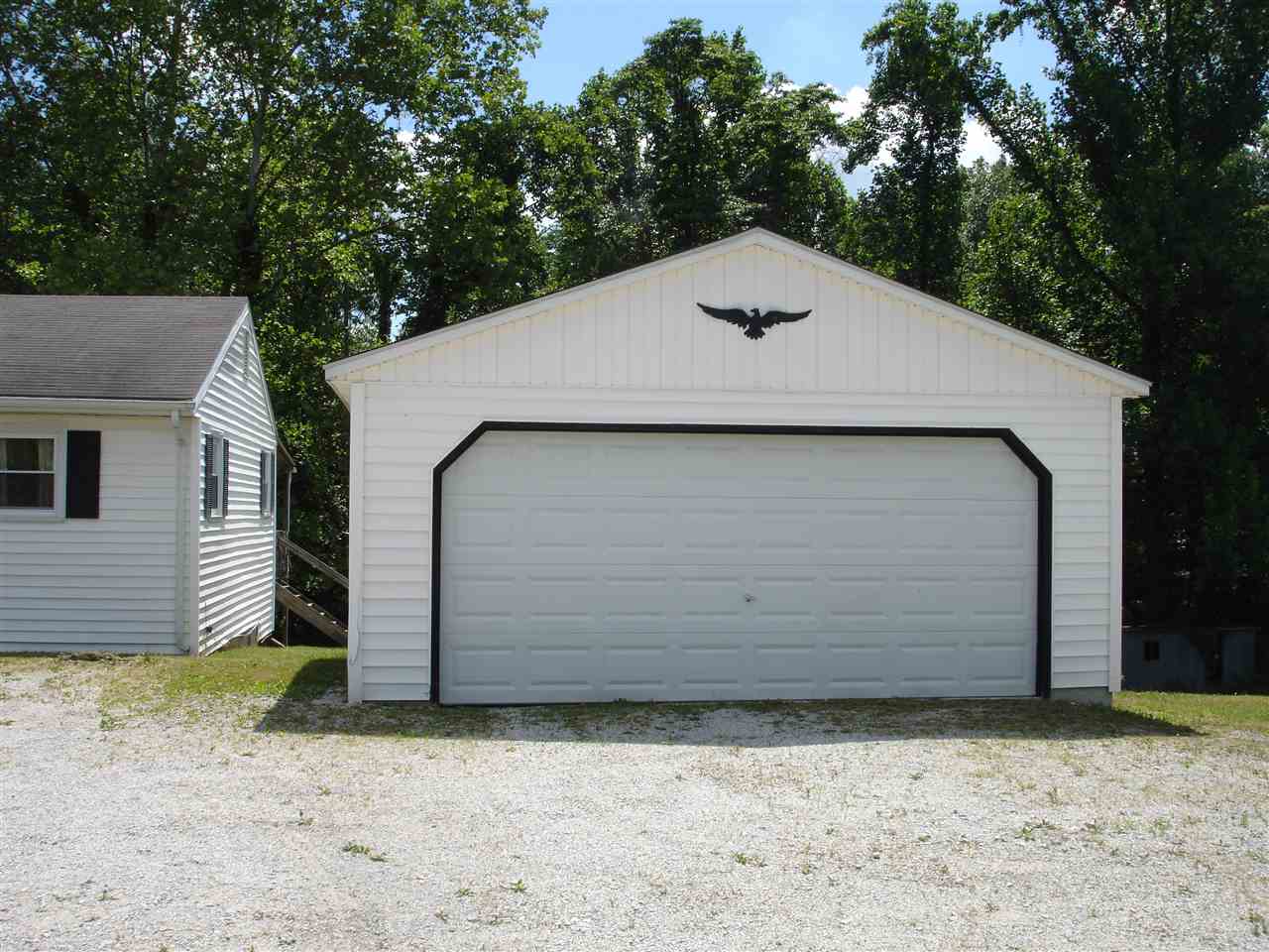 6944 Addie Road Spencer, IN 47460 - Photo 3 of 15