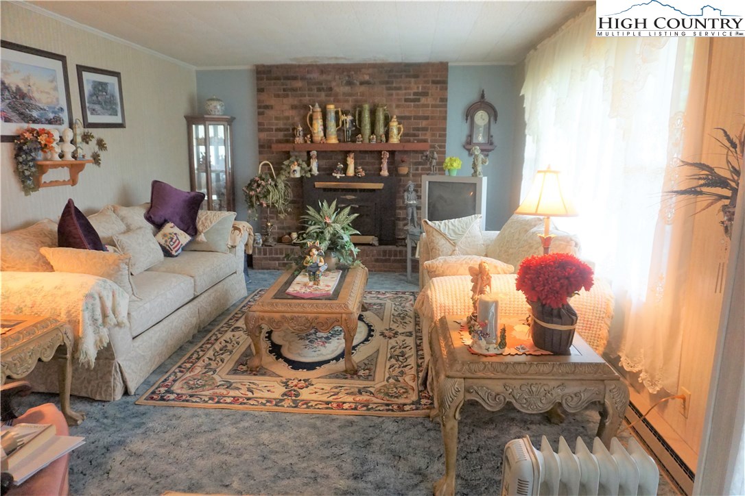 435 Rustic Road West Jefferson, NC 28694 - Photo 13 of 31 Gallery Image 13