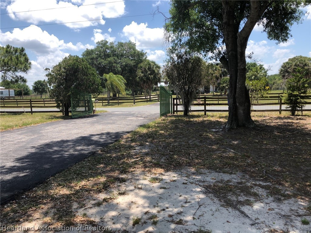 4020 Appaloosa Road Sebring, FL 33875 - Photo 3 of 18 Gallery Image 3