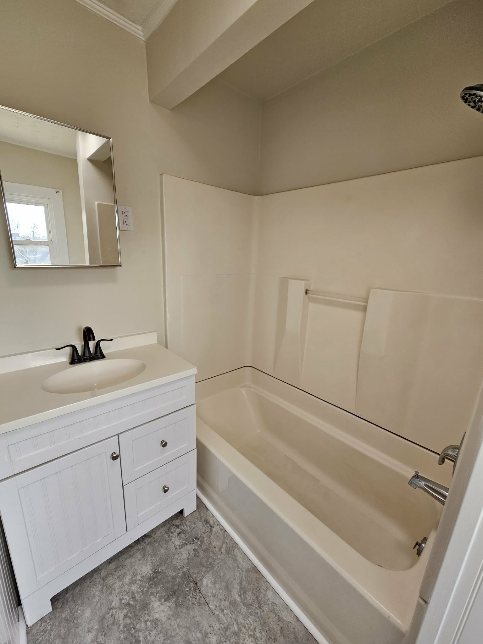 205 Fite Avenue West Carthage, TN 37030 - Photo 36 of 55 a bathroom with a bathtub sink and mirror