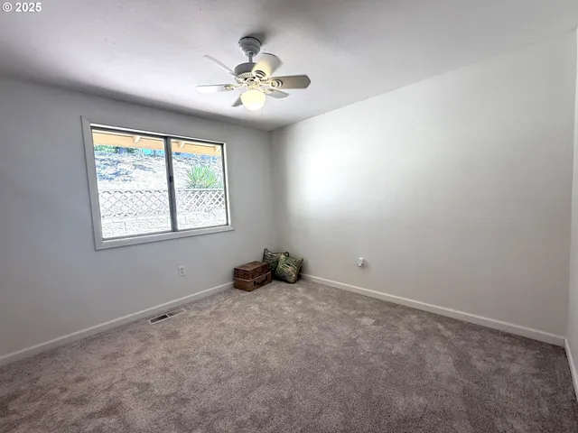 $349,000 | 2071 Northwest Motah Drive, Roseburg, OR 97471