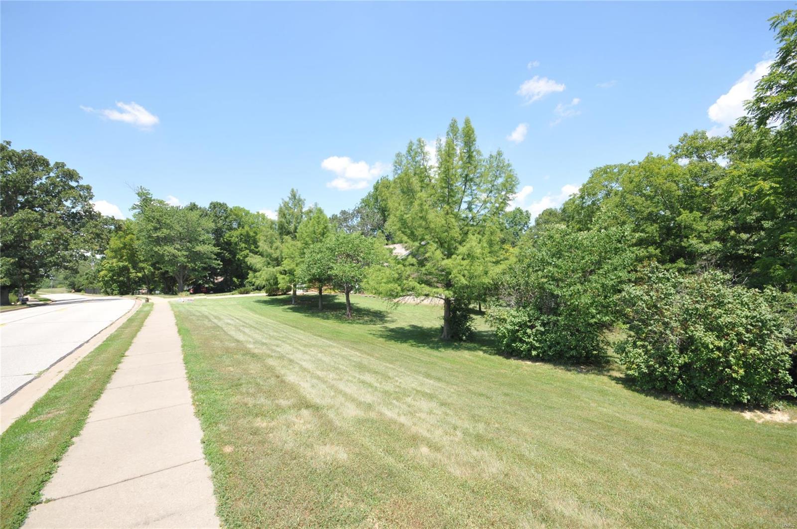 857 Emge Road O'Fallon, MO 63366 - Photo 18 of 49 Gallery Image 18