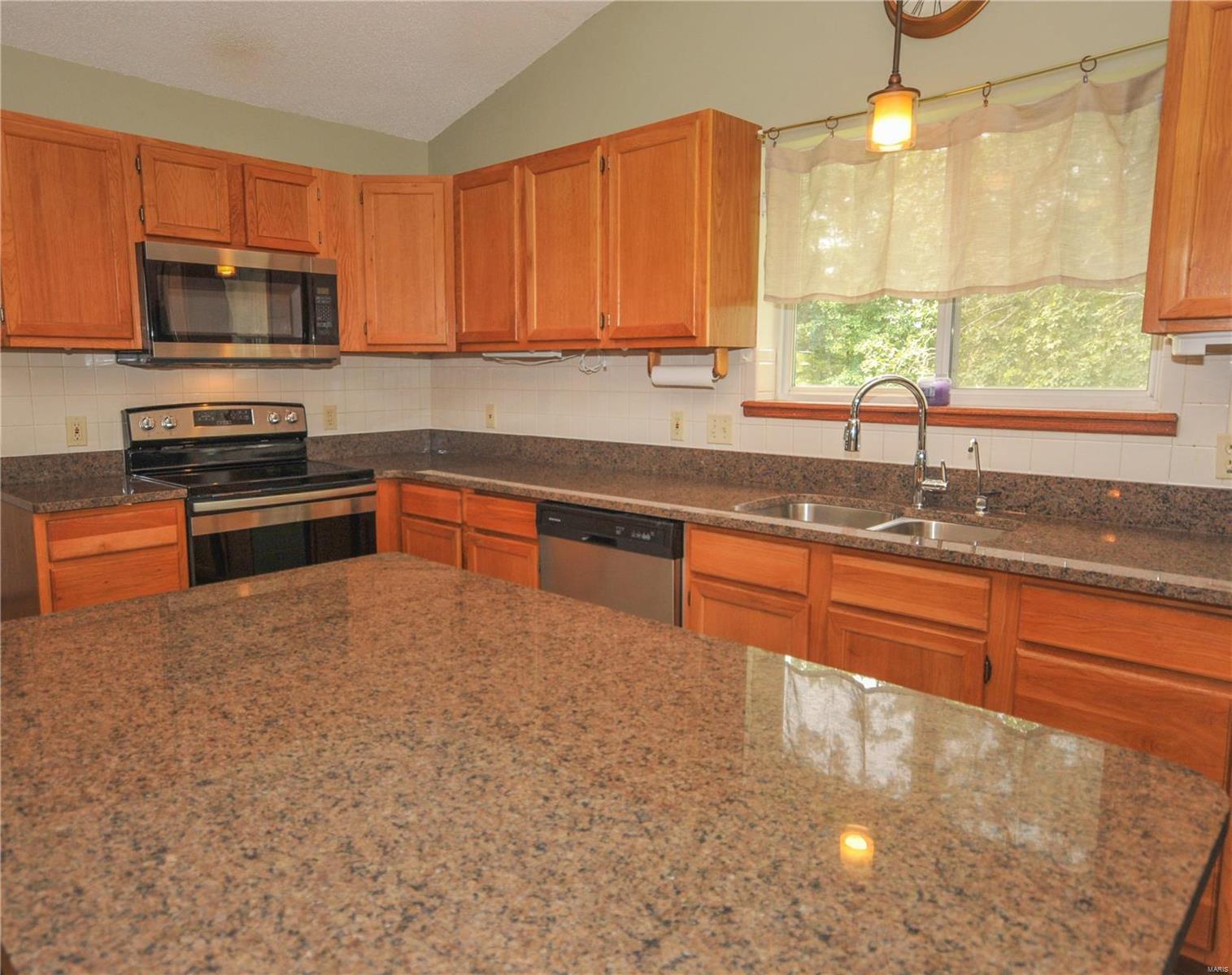 857 Emge Road O'Fallon, MO 63366 - Photo 23 of 49 Gallery Image 23