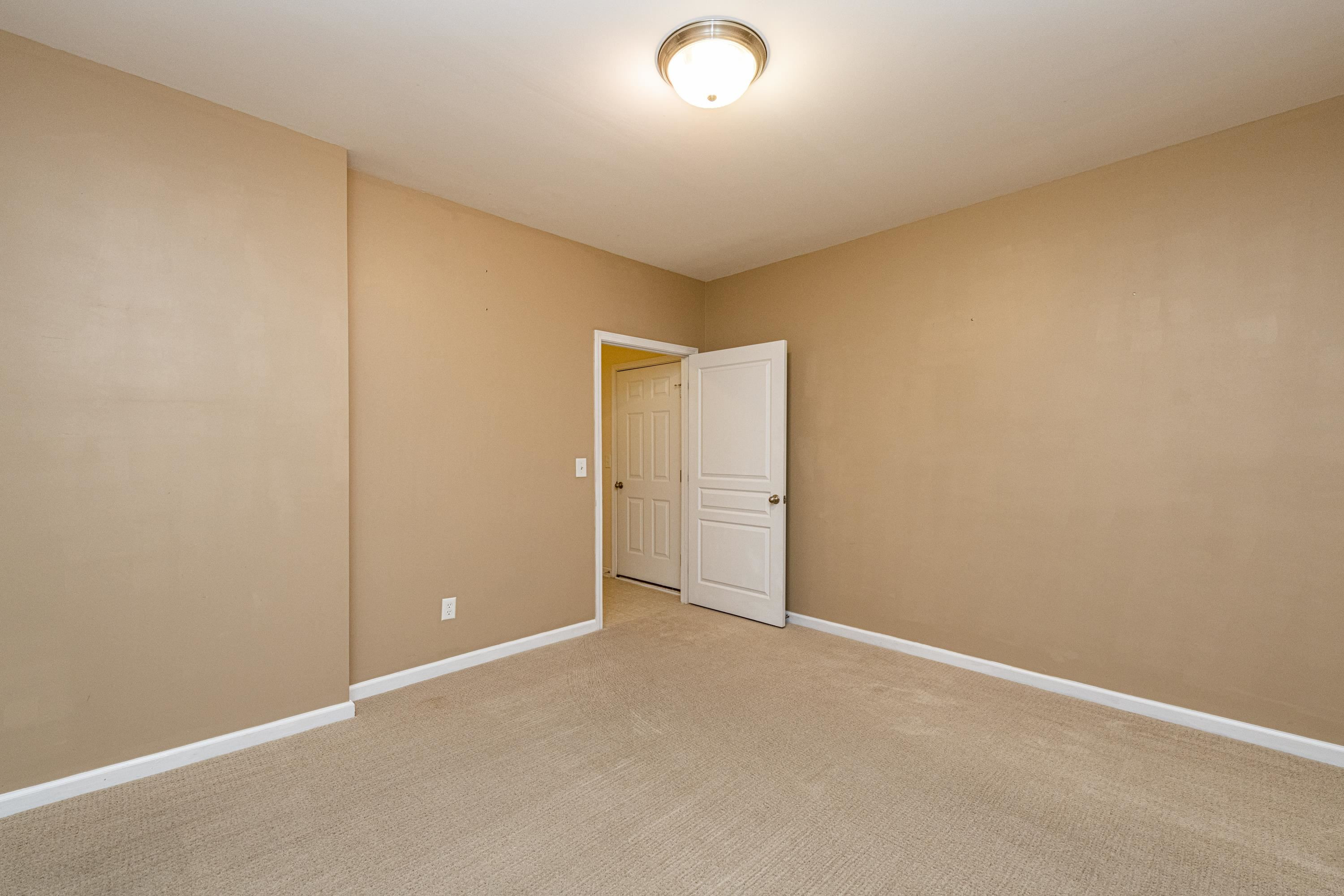 5909 Hourglass Court Raleigh, NC 27612 - Photo 25 of 30 Photo 25
