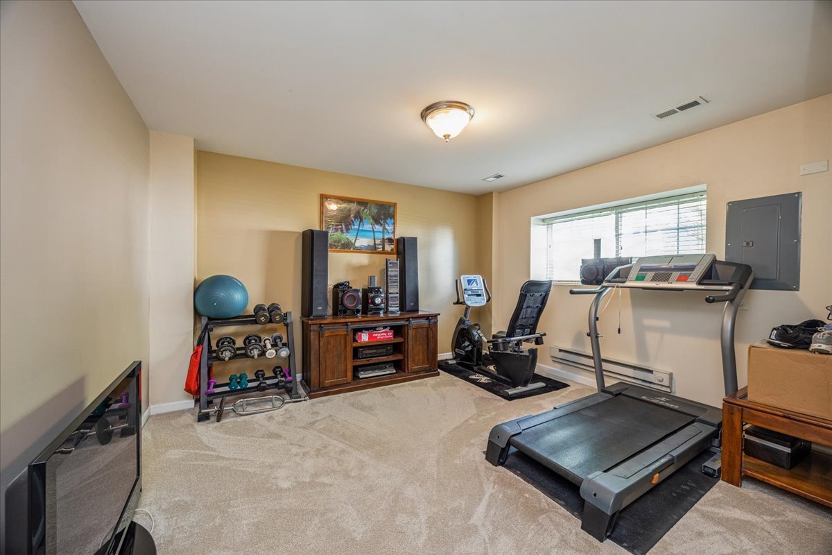 558 Lincoln Station Drive, Unit 558 Oswego, IL 60543 - Photo 16 of 18