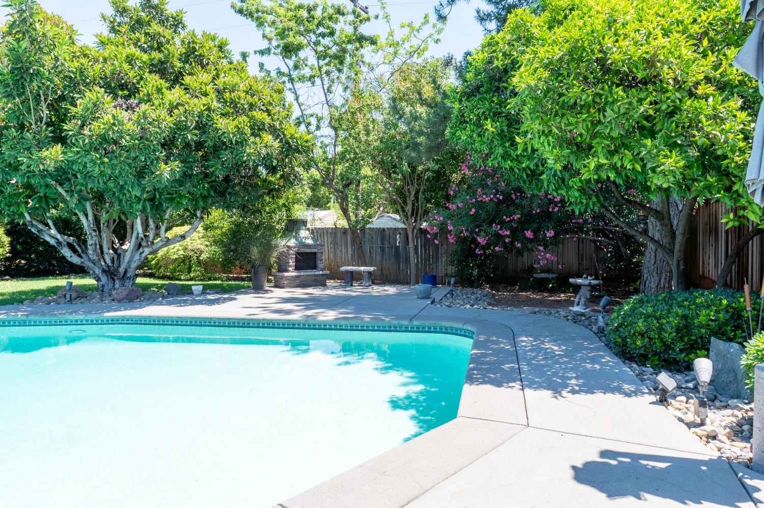 4530 Bela Way Carmichael, CA 95608 - Photo 28 of 36