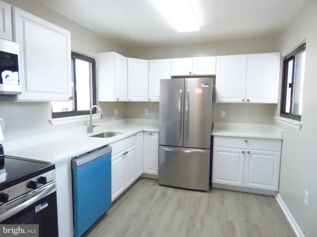 $299,500 | 8420 Huerta Court, Unit 162, Alexandria, VA 22309