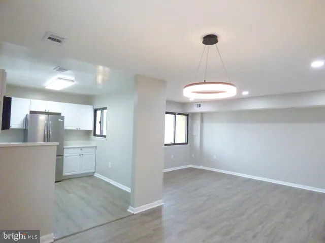 $299,500 | 8420 Huerta Court, Unit 162, Alexandria, VA 22309