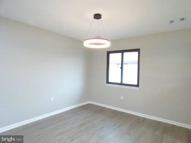 $299,500 | 8420 Huerta Court, Unit 162, Alexandria, VA 22309