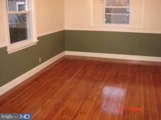 821 Laurel Road Yeadon, PA 19050 - Photo 3 of 6 Gallery Image 3
