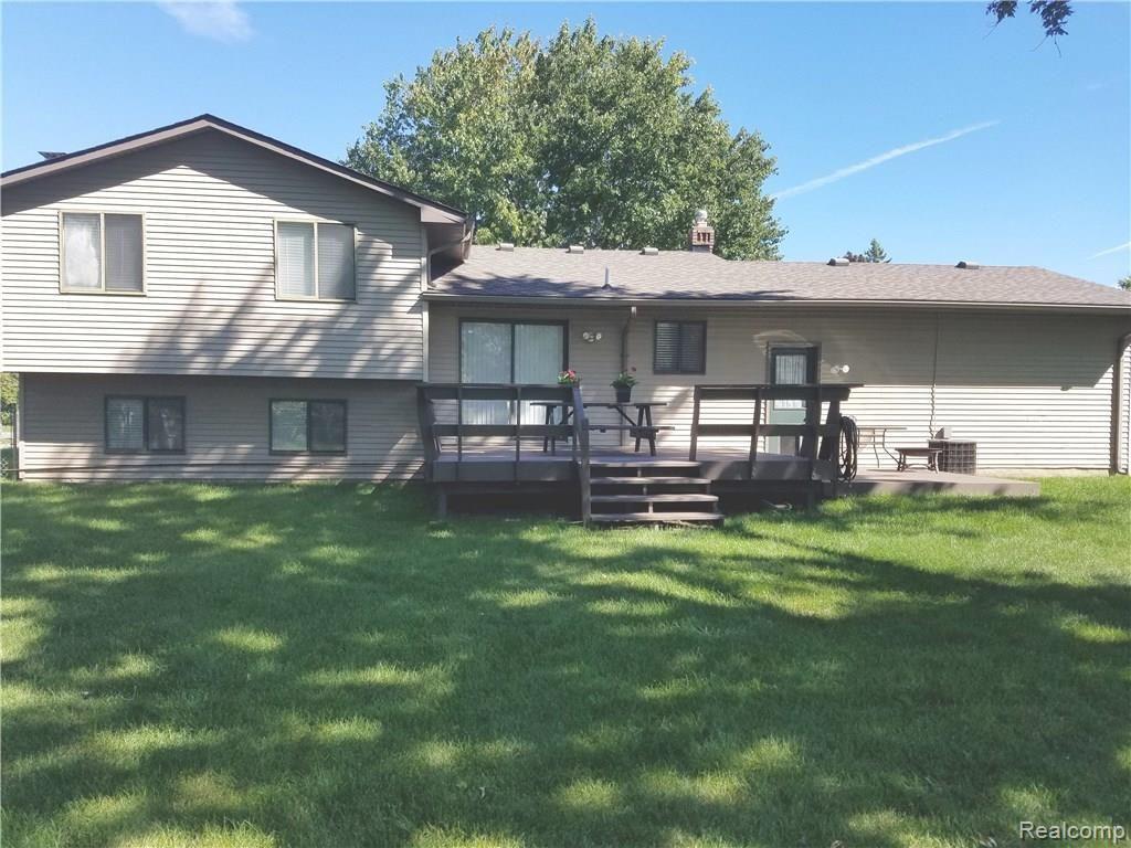 6182 Clarkston Road Clarkston, MI 48346 - Photo 15 of 20 clarkston back.jpg