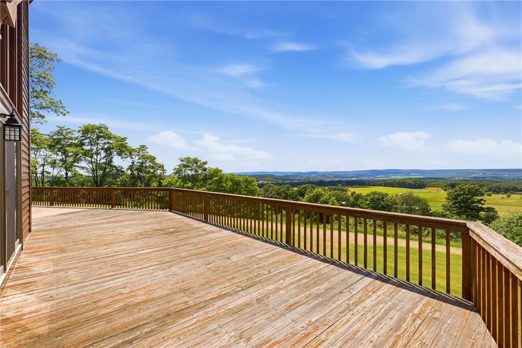 266 Walkabout Road Somerset, PA 15501 - Photo 8 of 50