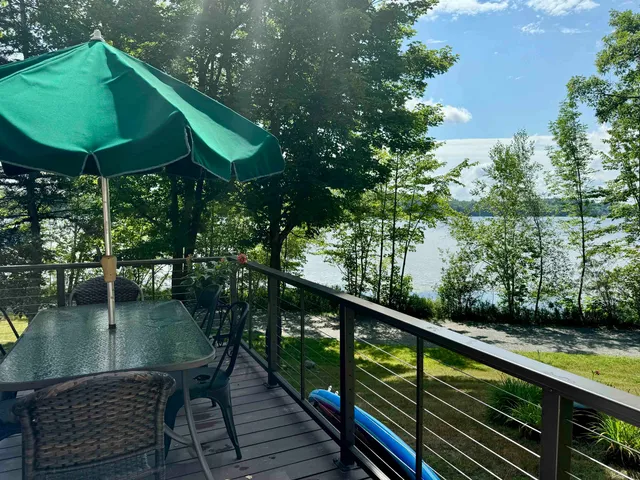 $2,350 | 27 Bay Tree Lane, Unit A27, Grantham, NH 03753