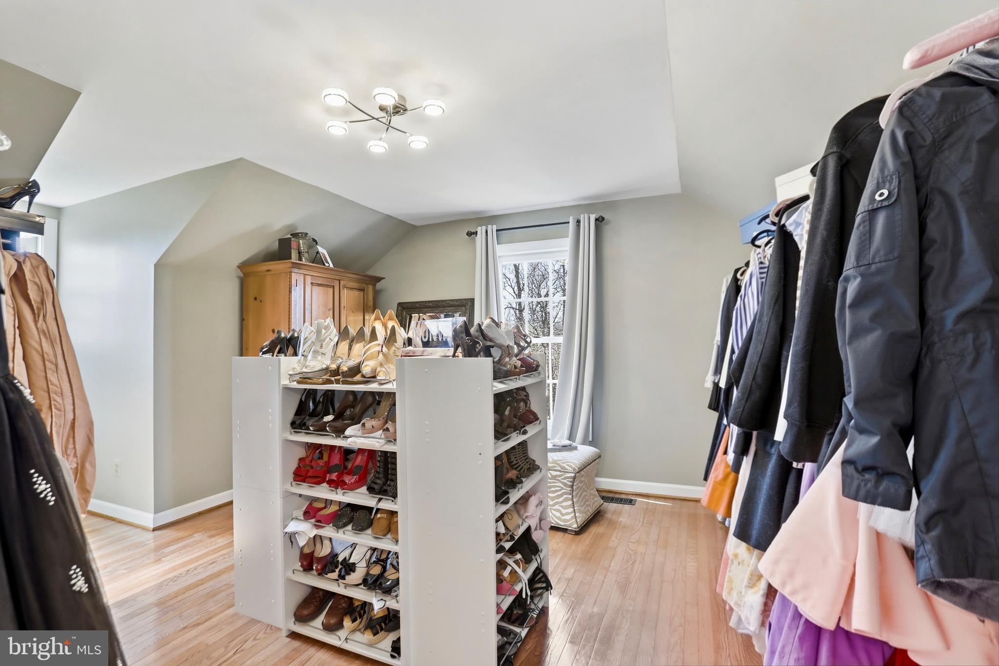 1235 Tottenham Court Reston, VA 20194 - Photo 26 of 53