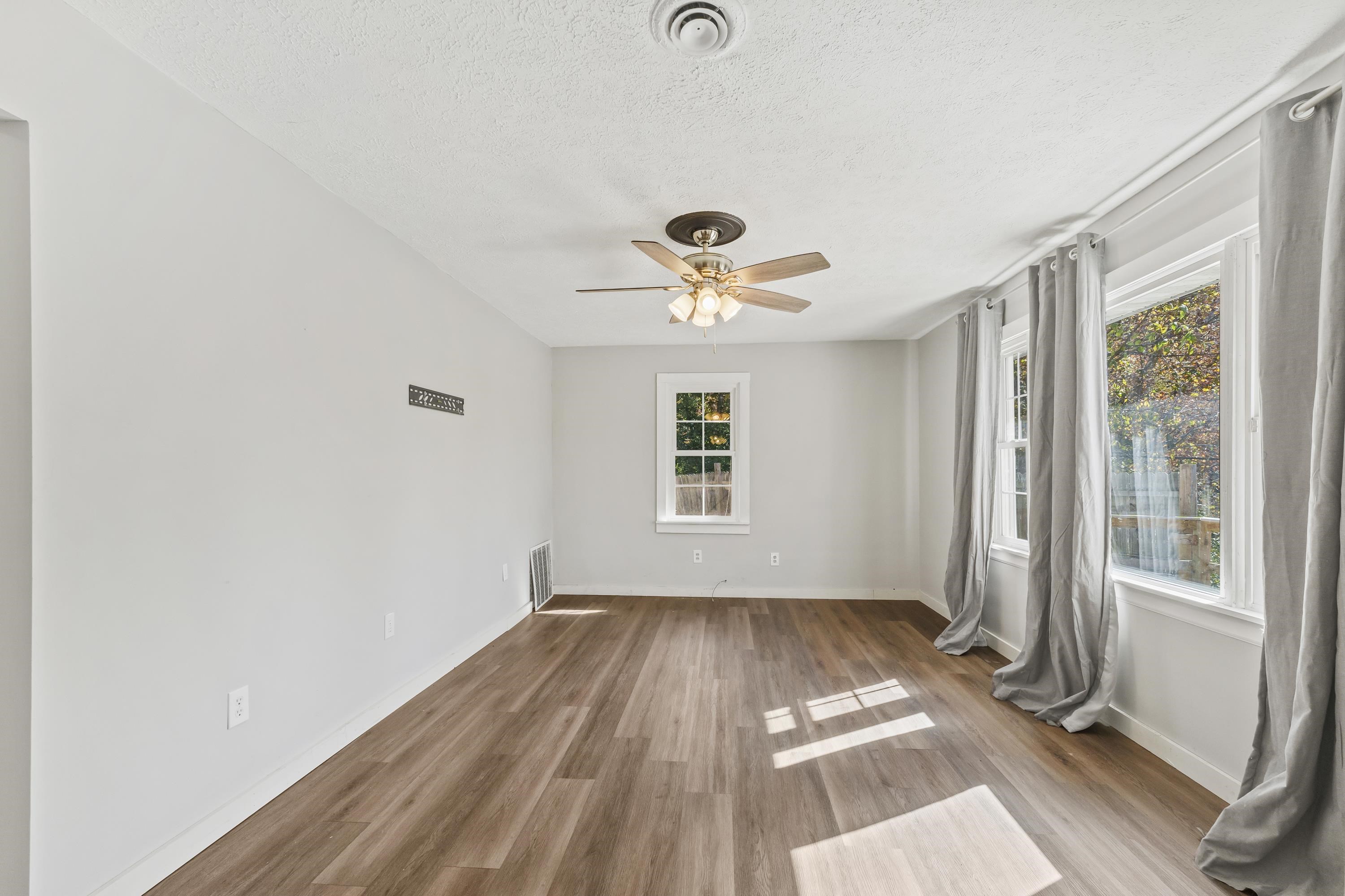 2207 Donta Road Ashland, KY 41102 - Photo 9 of 30