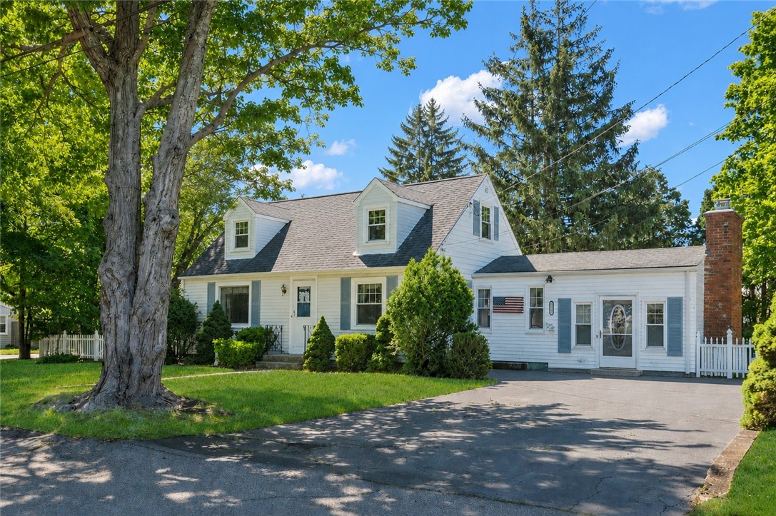 216 Riverside Avenue Warwick, RI 02889 - Photo 1 of 30