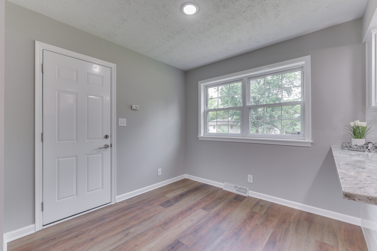 314 West Banta Road Indianapolis, IN 46217 - Photo 16 of 45
