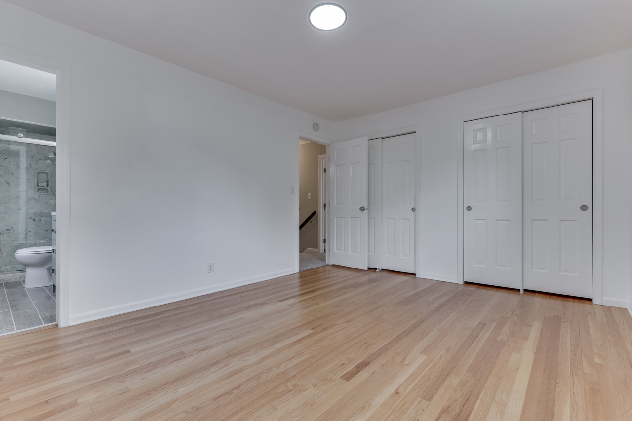 314 West Banta Road Indianapolis, IN 46217 - Photo 25 of 45