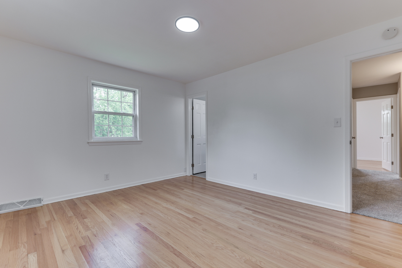 314 West Banta Road Indianapolis, IN 46217 - Photo 26 of 45