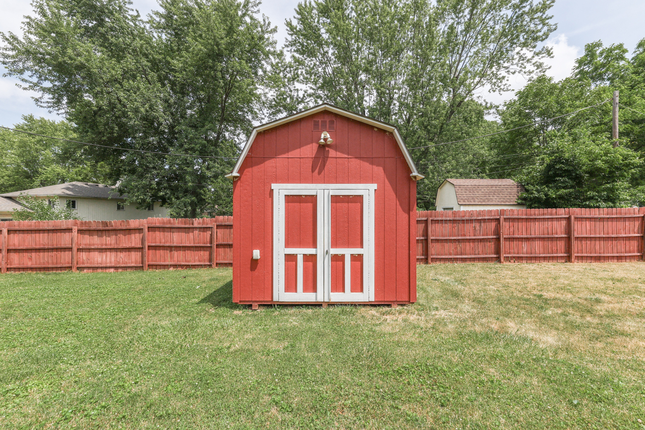 314 West Banta Road Indianapolis, IN 46217 - Photo 45 of 45