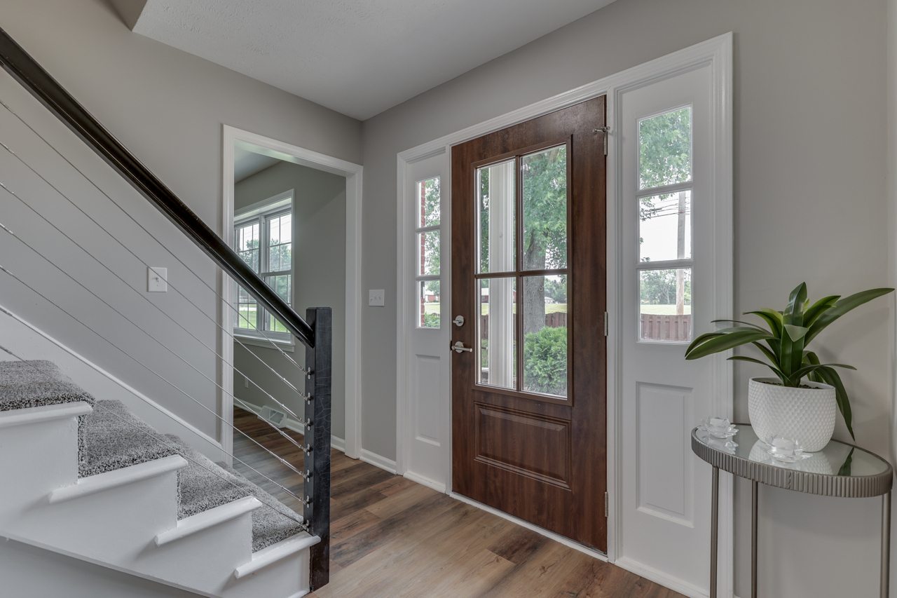 314 West Banta Road Indianapolis, IN 46217 - Photo 6 of 45