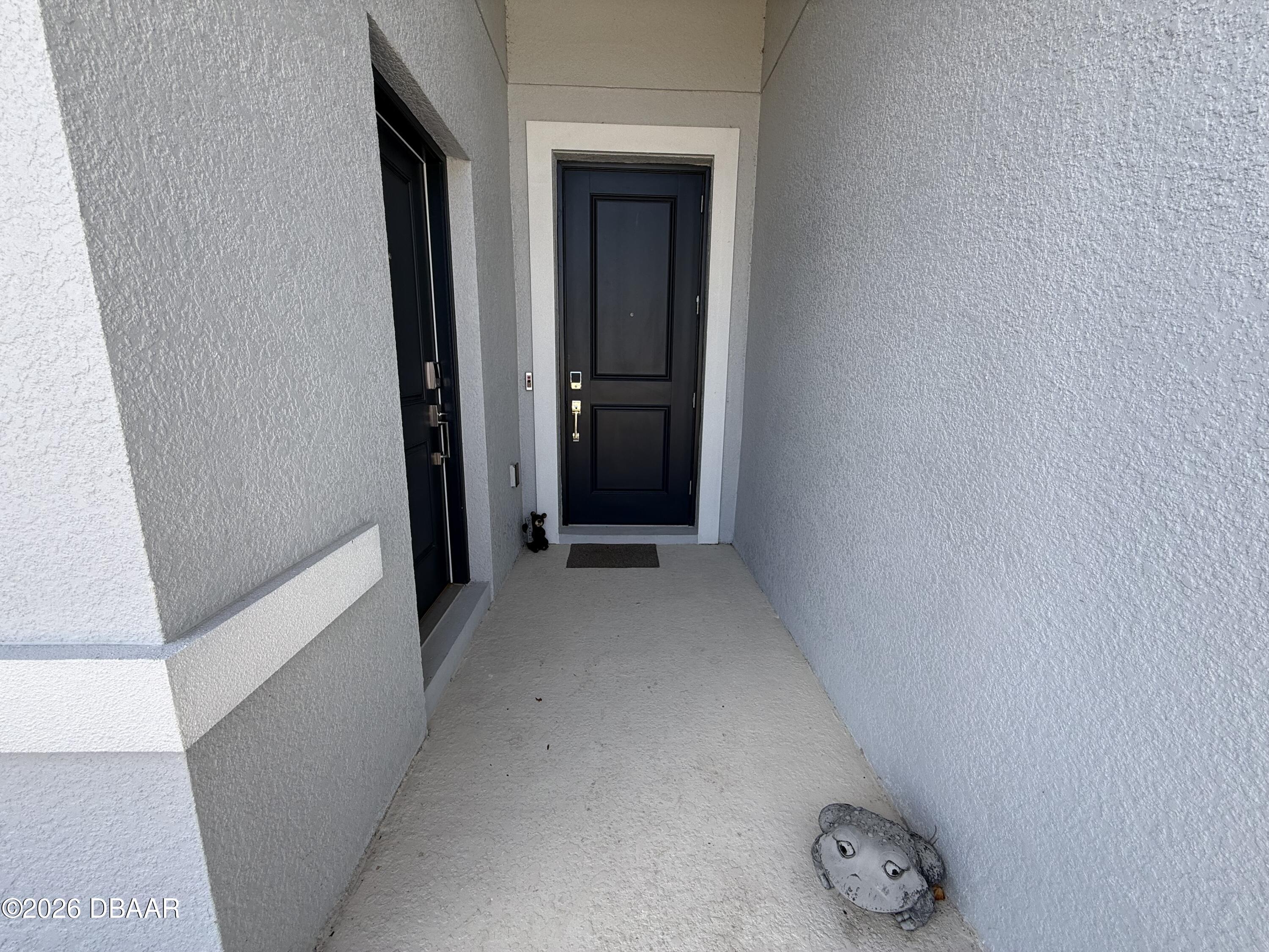 412 Three Oaks Drive Edgewater, FL 32141 - Photo 3 of 22 IMG_7822