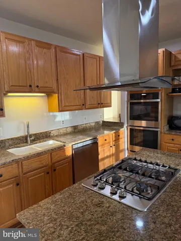 a view of a room with an empty space