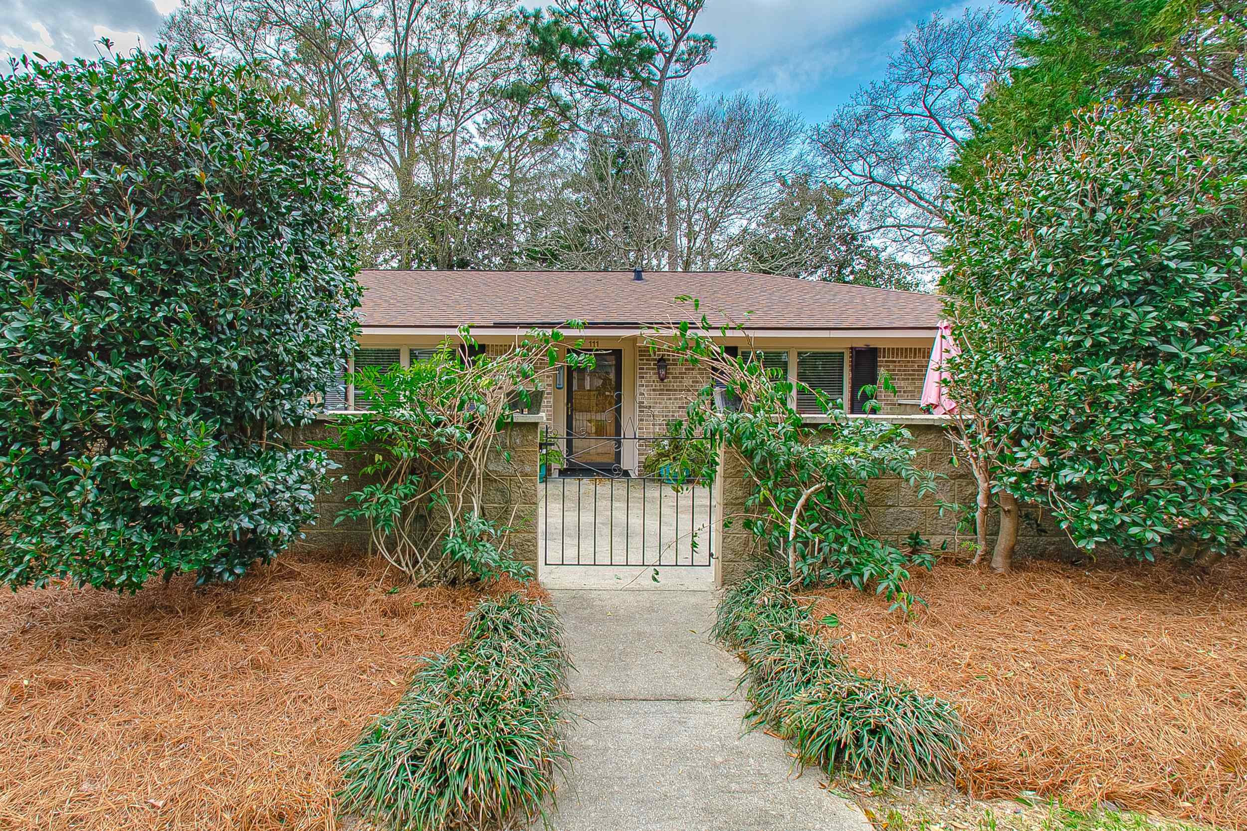 111 Spring Drive Fairhope, AL 36532 - Photo 5 of 50