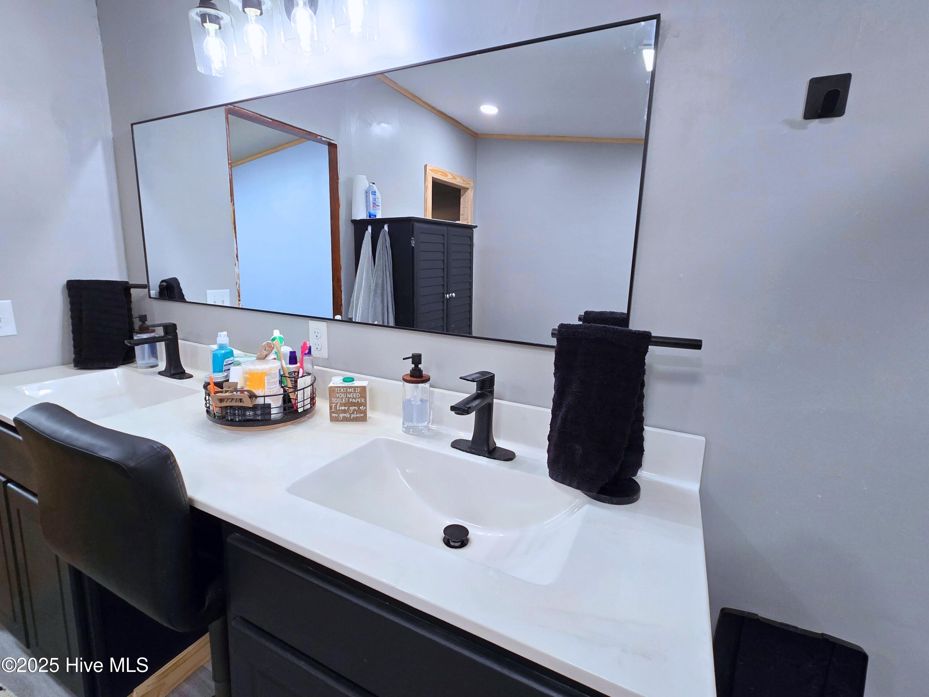 206 Clifton Ridge Pikeville, NC 27863 - Photo 8 of 15 8