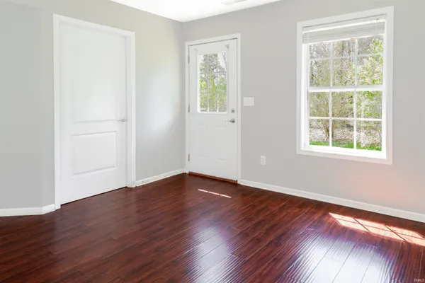 $214,900 | 1250 West Adams Hill Circle, Unit 402, Bloomington, IN 47403