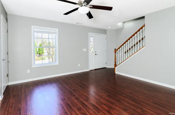 $214,900 | 1250 West Adams Hill Circle, Unit 402, Bloomington, IN 47403