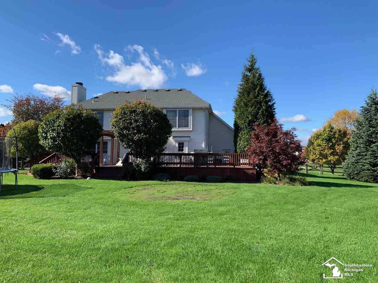 412 Golfview Way Monroe, MI 48162 - Photo 43 of 53 50069519-42.JPG