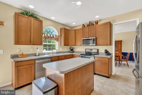 $625,000 | 5 Fairview Avenue, Middletown, DE 19709