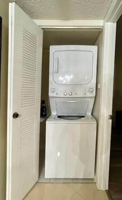 101 Pinecrest Circle, Unit E Jupiter, FL 33458 - Photo 14 of 17 FullSizeR (2)