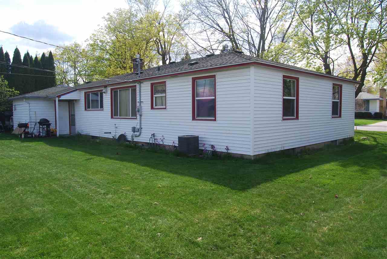 3016 North Maple Road Spokane, WA 99206 - Photo 9 of 12