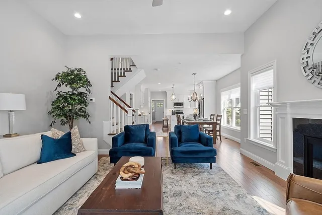 $740,000 | 15 Conifer Circle, Unit 31, Shrewsbury, MA 01545