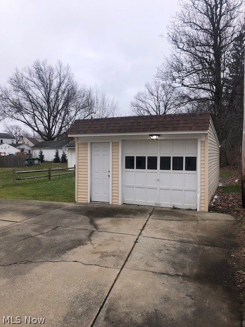 5918 Edgewood Road Cleveland, OH 44124 - Photo 32 of 33 1.5 Car Garage