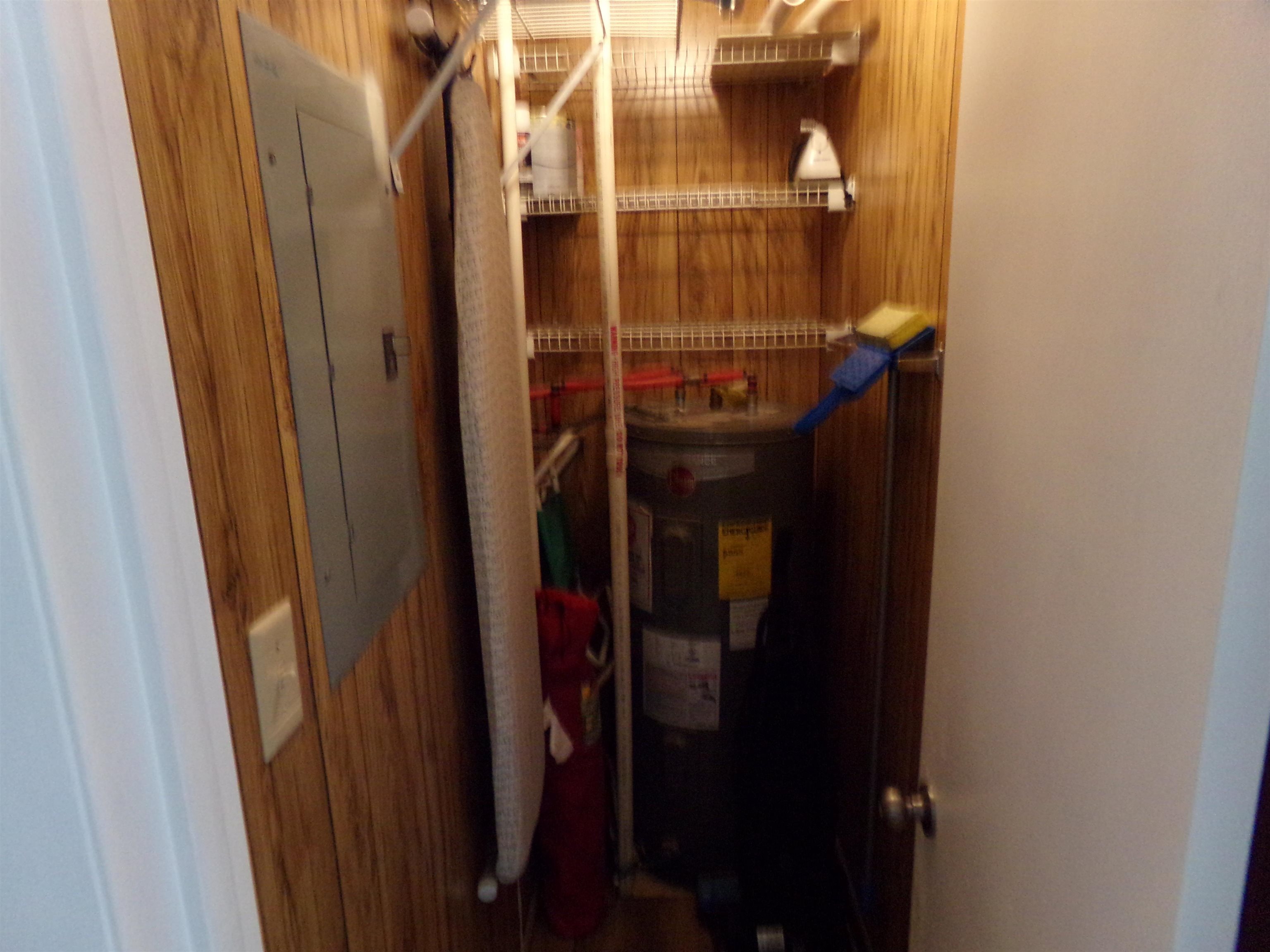 400 Plantation Road, Unit 2113 Gulf Shores, AL 36542 - Photo 15 of 23 Water heater / Closet