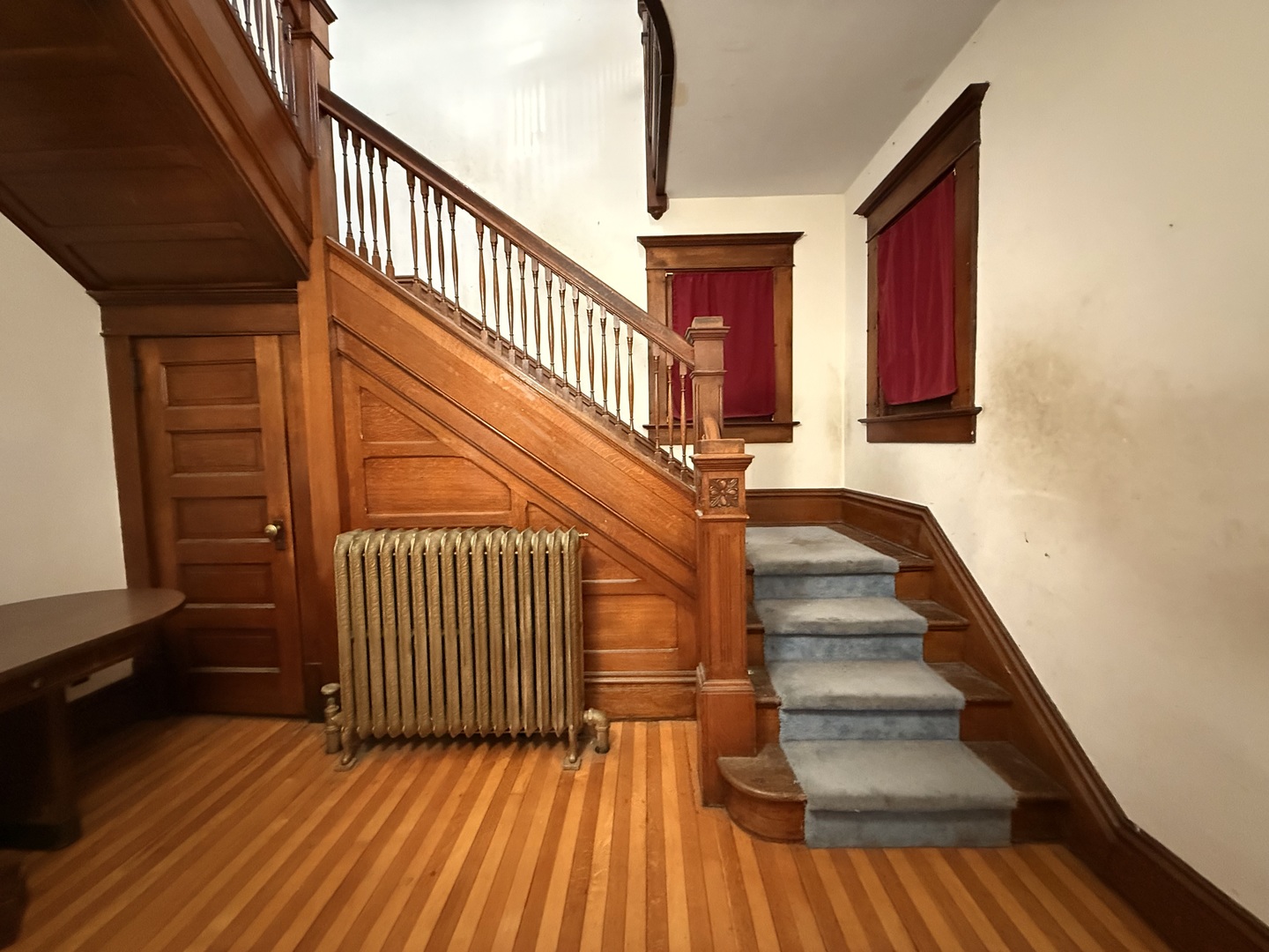 319 West Washington Street Clinton, IL 61727 - Photo 2 of 8